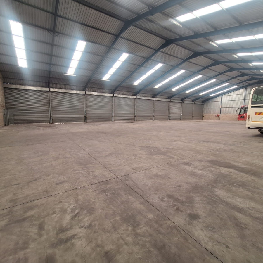 To Let Commercial Property for Rent in De Almeida Western Cape